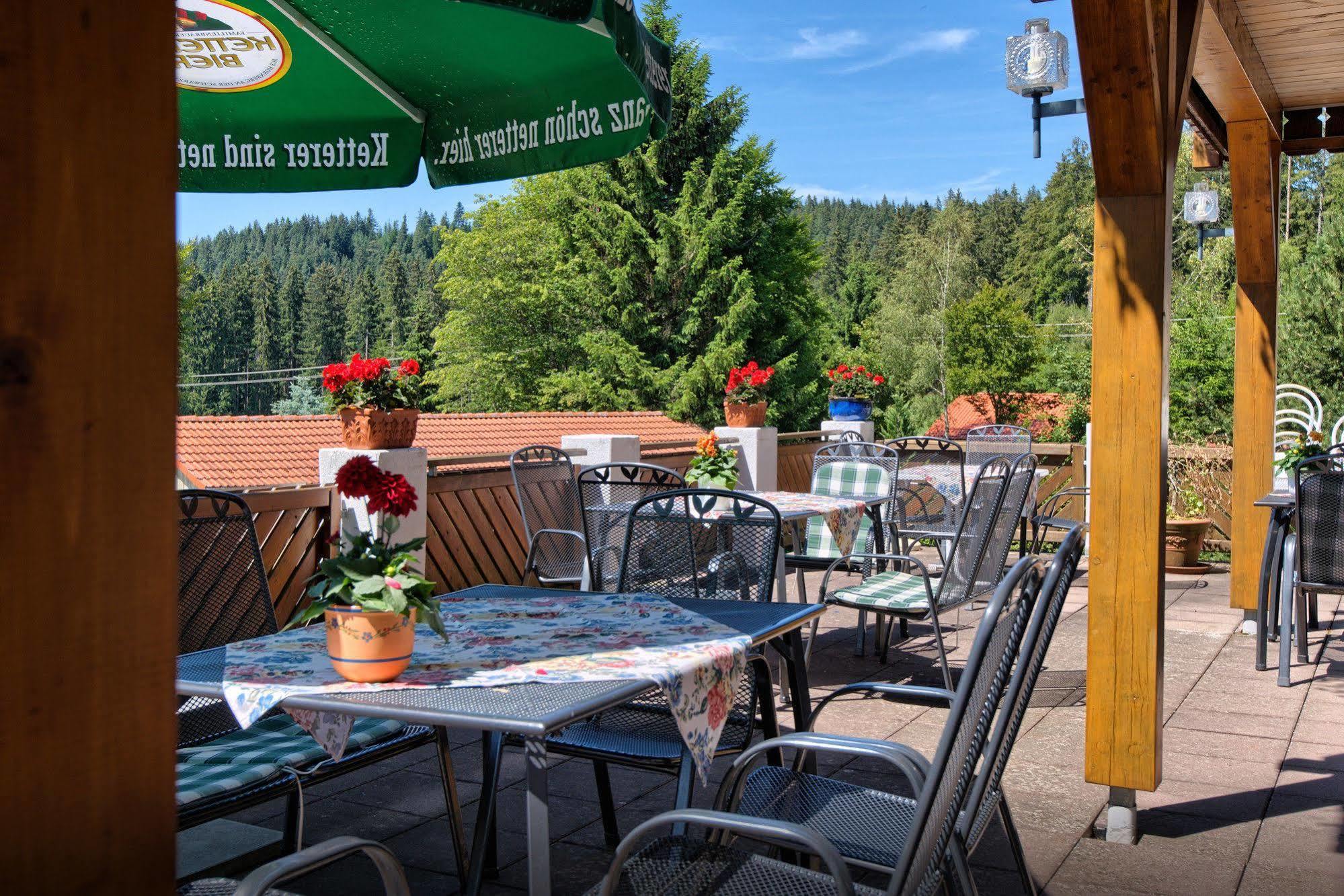 Landgasthof Zum Schwanen Hornberg Exterior foto